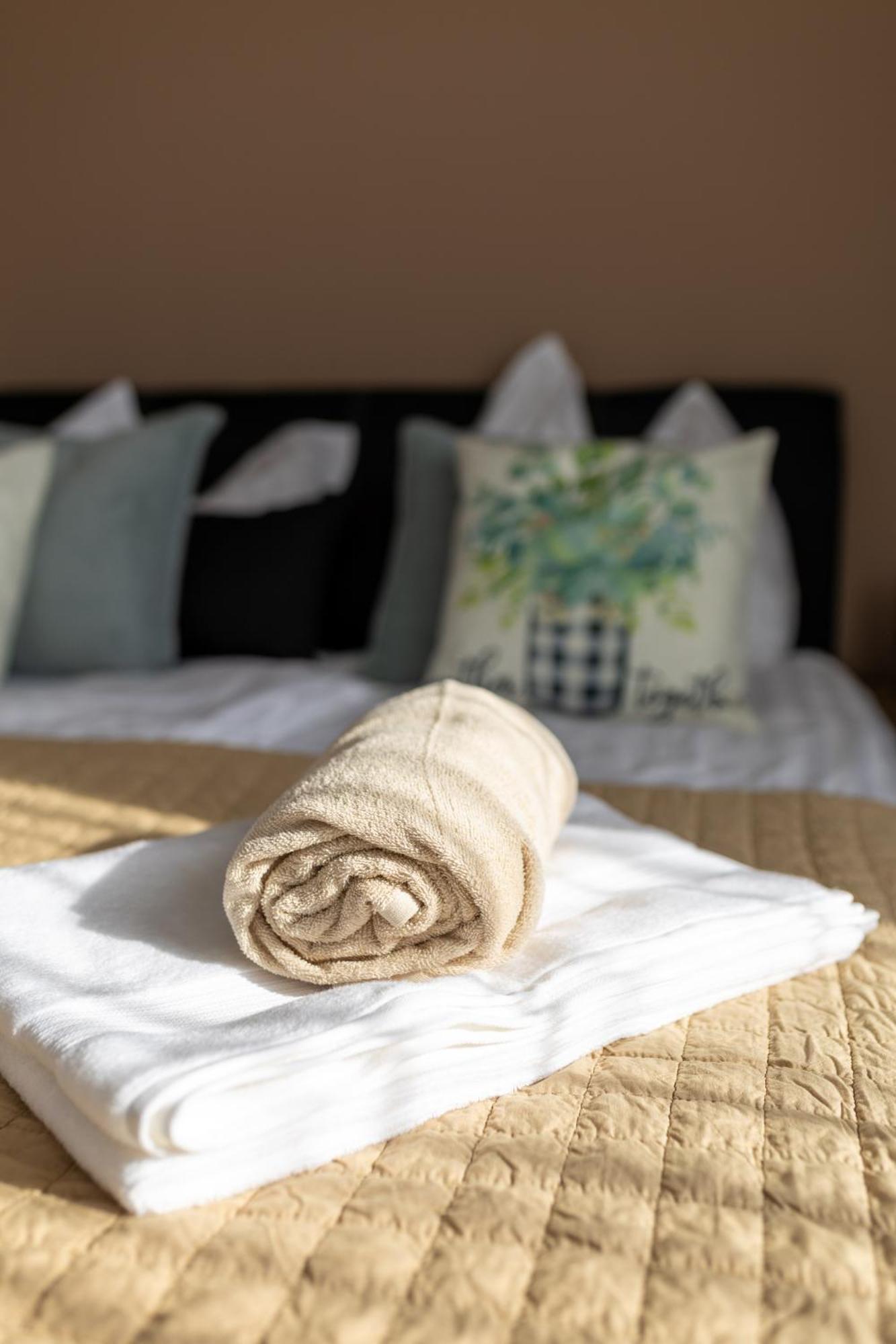 Hellowine Apartman II إغير المظهر الخارجي الصورة